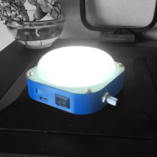 LÁMPARA PORTATIL RECARGABLE